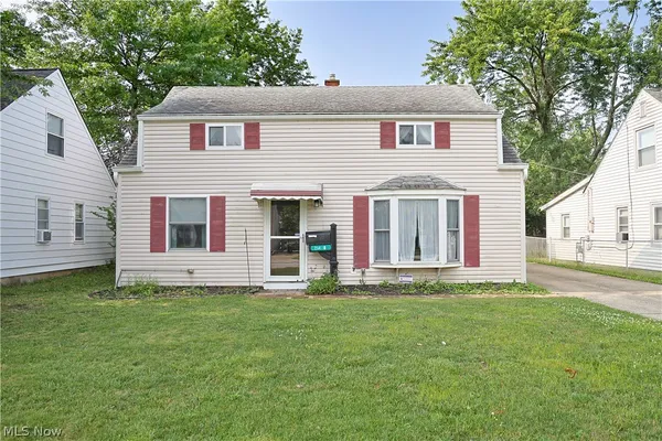 $109,900 | 26490 Drakefield Avenue, Euclid, OH 44132