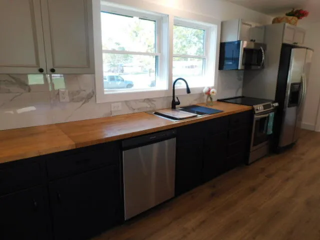 $285,000 | 27 Maxwell Lane, Bangor, ME 04401