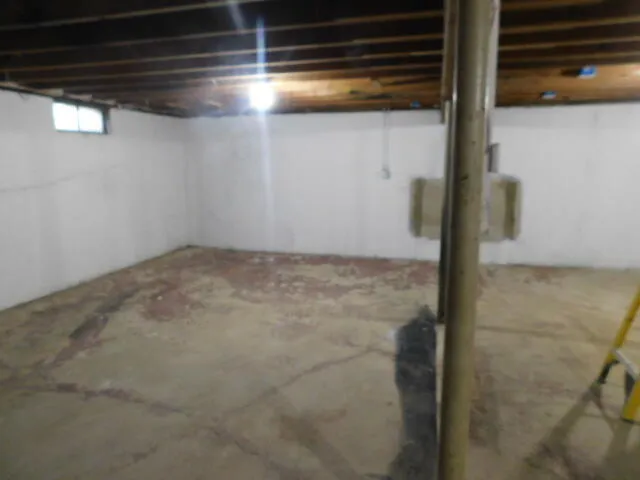 $285,000 | 27 Maxwell Lane, Bangor, ME 04401