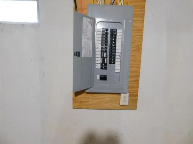 $285,000 | 27 Maxwell Lane, Bangor, ME 04401