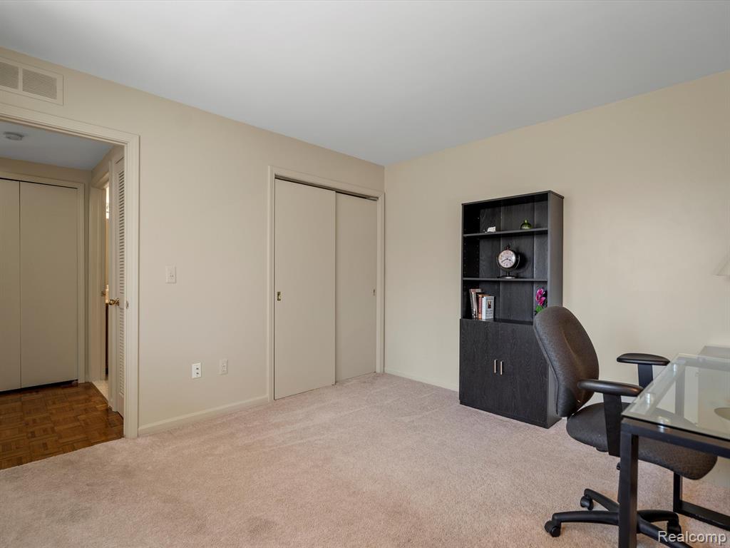 958 Wexford Way Rochester Hills, MI 48307 - Photo 14 of 23