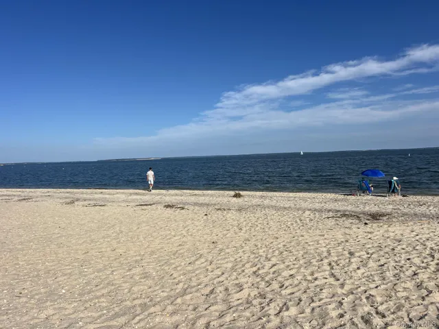 $745,000 | 133 High Meadow Lane, Jamesport, NY 11901