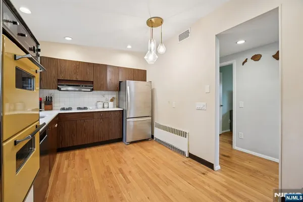 $799,000 | 208 Prospect Avenue, Oradell, NJ 07649