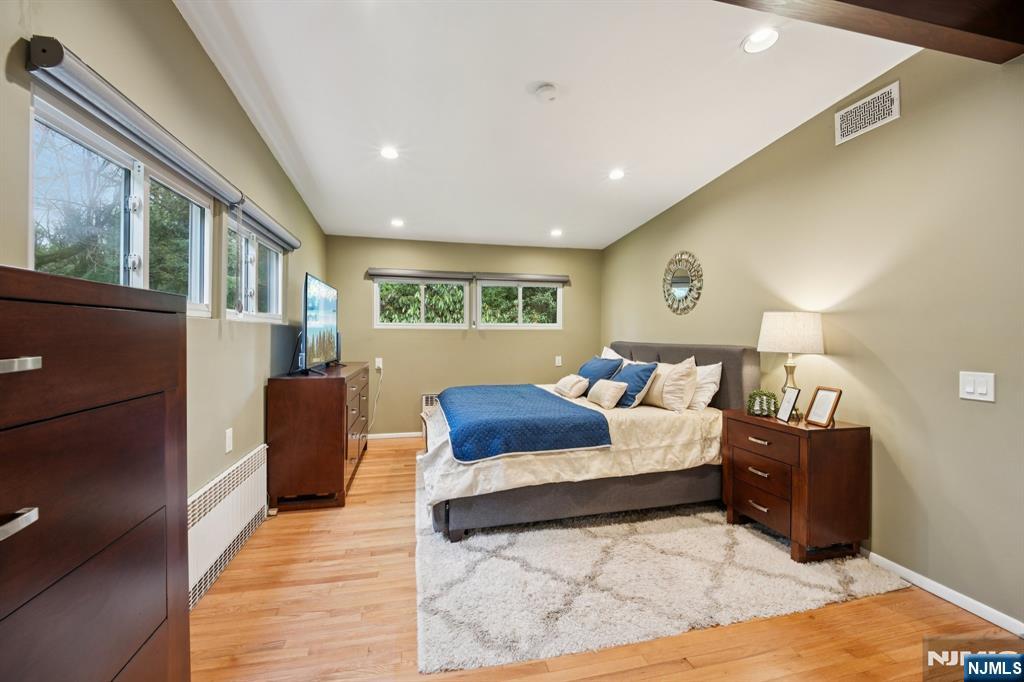 208 Prospect Avenue Oradell, NJ 07649 - Photo 18 of 50