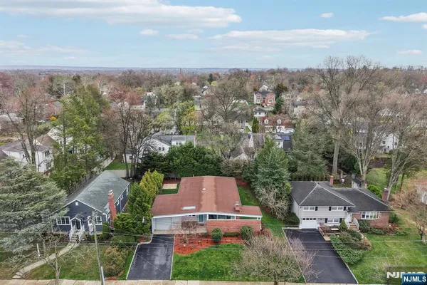 $799,000 | 208 Prospect Avenue, Oradell, NJ 07649