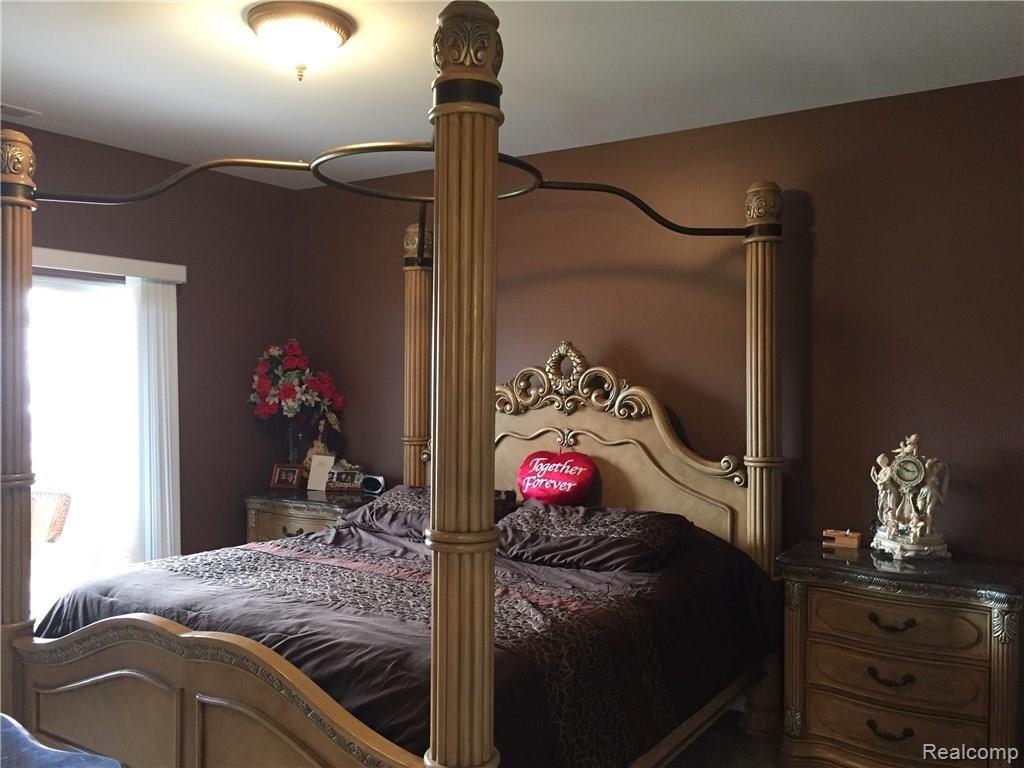 46112 Rhodes Drive Macomb, MI 48044 - Photo 12 of 20 bedroom2.jpg