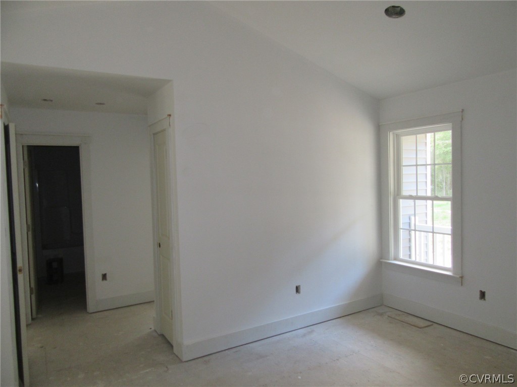11190 Asbury Road McKenney, VA 23872 - Photo 4 of 10 Gallery Image 4