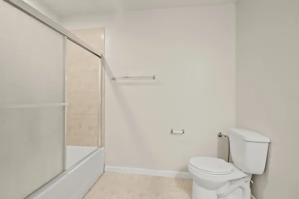 $1,800 | 1223 Grassy View Drive, Houston, TX 77073