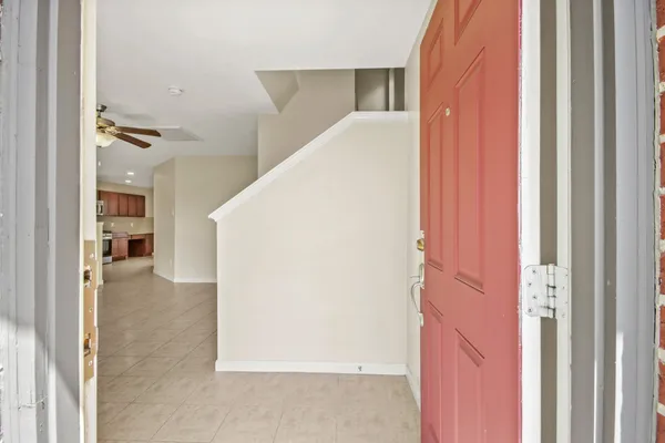 $1,800 | 1223 Grassy View Drive, Houston, TX 77073