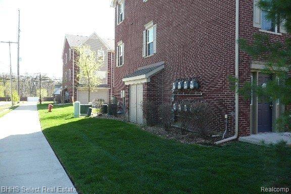 10840 Pardee Road Taylor, MI 48180 - Photo 2 of 7 side