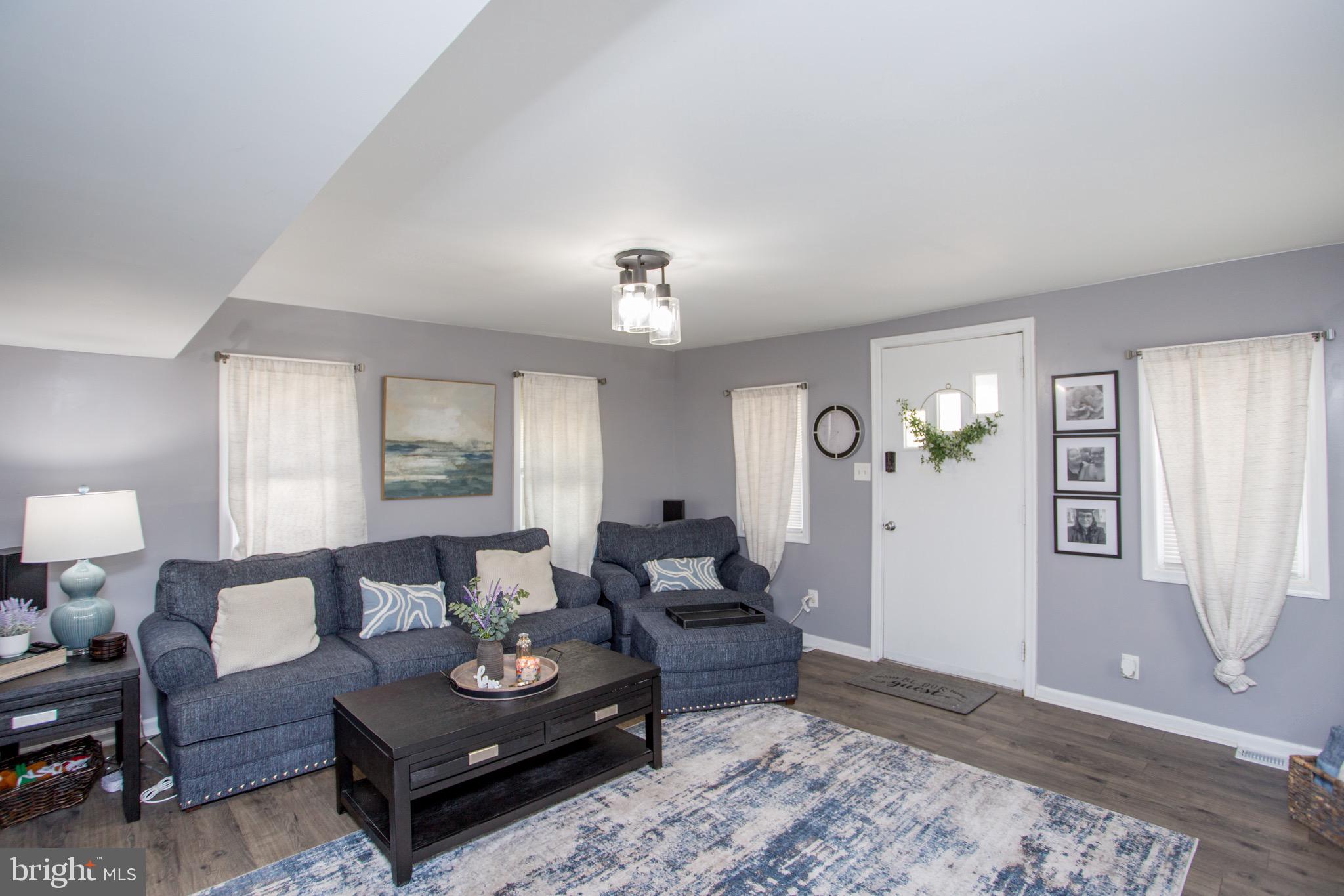 445 Blue Bell Road Williamstown, NJ 08094 - Photo 7 of 61