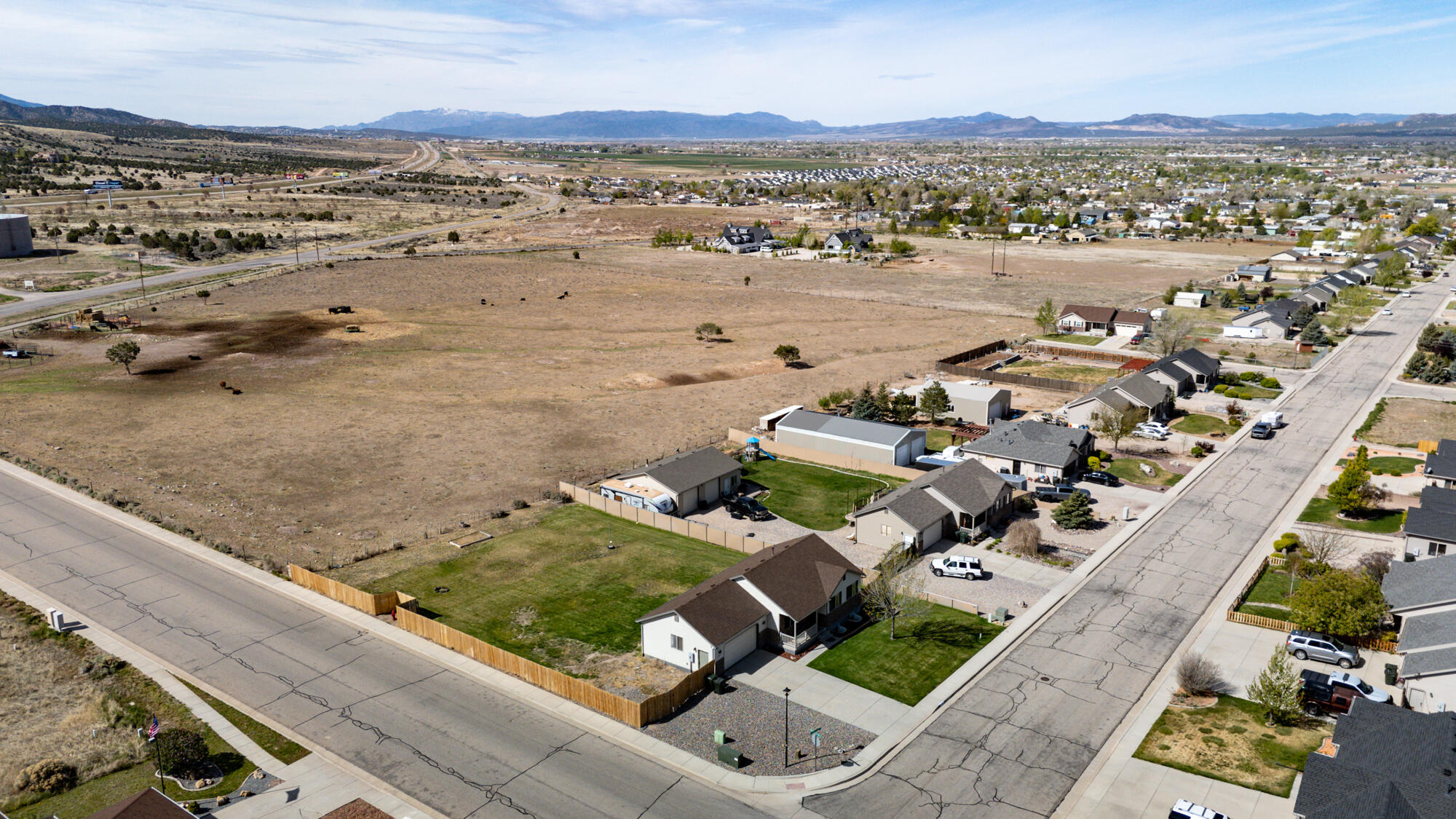 2192 Saddleback View Drive Enoch, UT 84721 - Photo 48 of 53 2192 E Saddleback-57