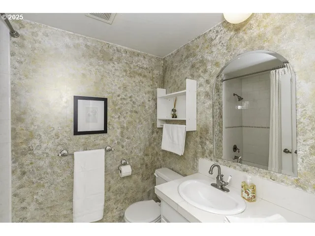 $1,150,000 | 2918 Maranatha Court Southeast, Turner, OR 97392