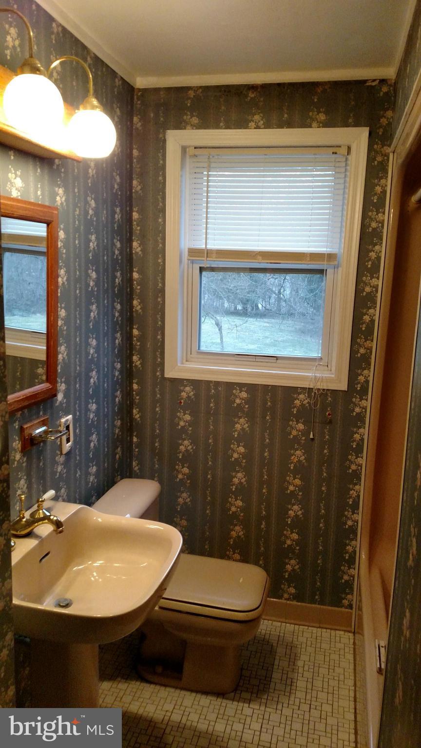 30 Cedar Knoll Road Cockeysville, MD 21030 - Photo 12 of 12 Bath