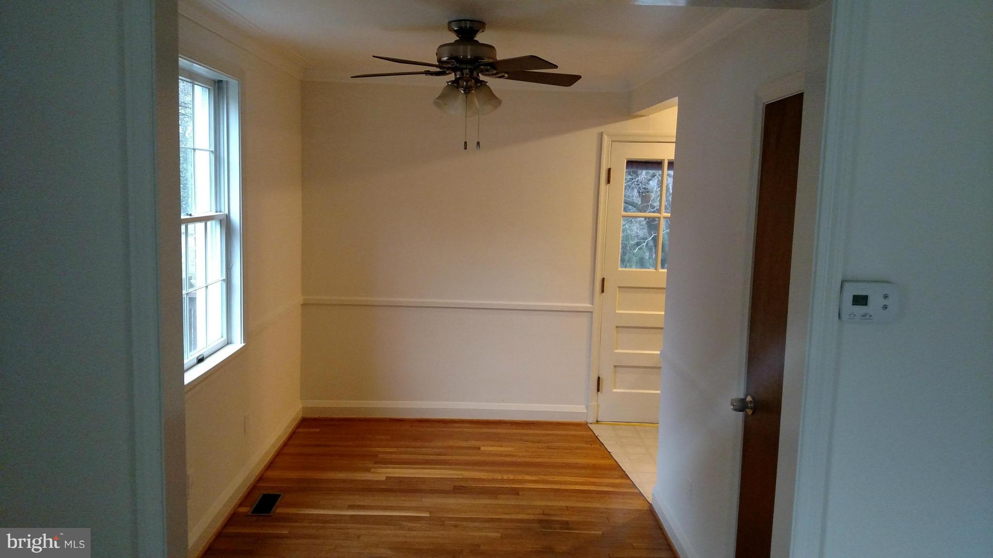 30 Cedar Knoll Road Cockeysville, MD 21030 - Photo 3 of 12 Dining Room