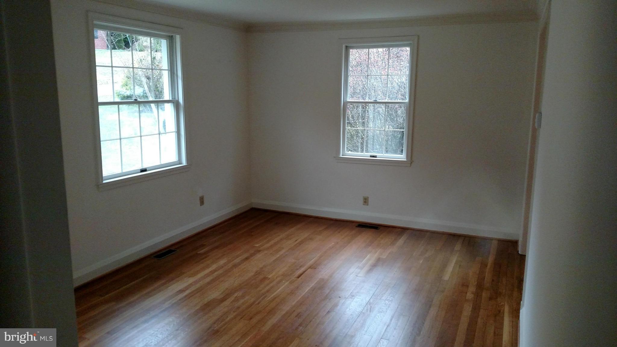 30 Cedar Knoll Road Cockeysville, MD 21030 - Photo 6 of 12 Family Room