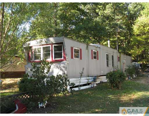 6 Robin Road, Unit 6 Monmouth Junction, NJ 08852 - Photo 2 of 9 Gallery Image 2