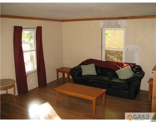 6 Robin Road, Unit 6 Monmouth Junction, NJ 08852 - Photo 4 of 9 Gallery Image 4