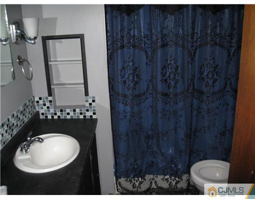 6 Robin Road, Unit 6 Monmouth Junction, NJ 08852 - Photo 9 of 9 Gallery Image 9