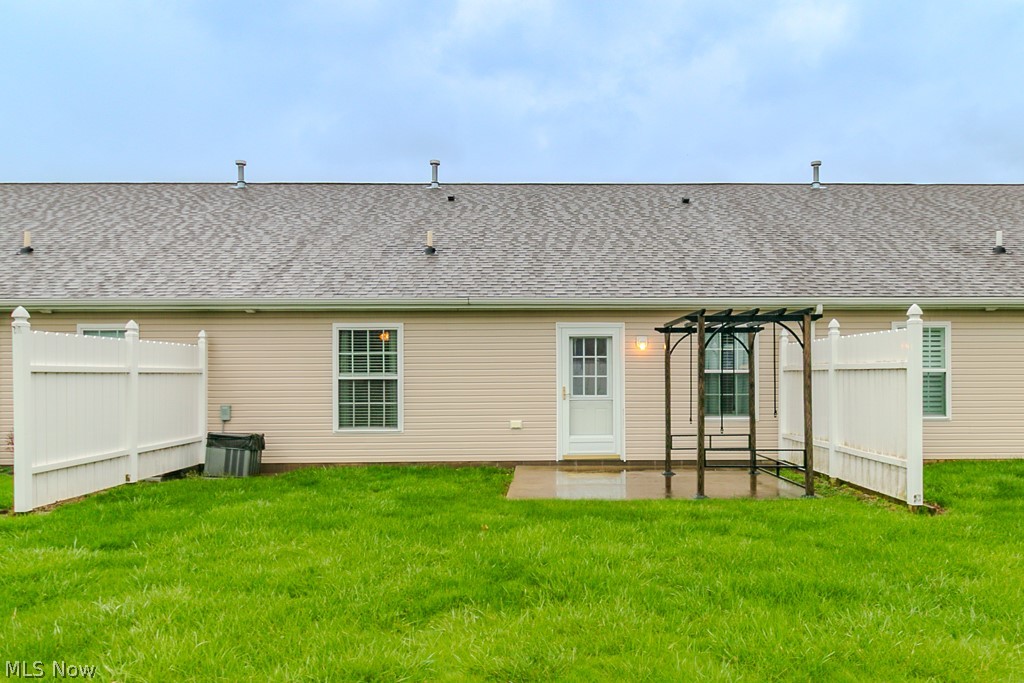5930 Lake Road West, Unit 1402 Ashtabula, OH 44004 - Photo 23 of 24