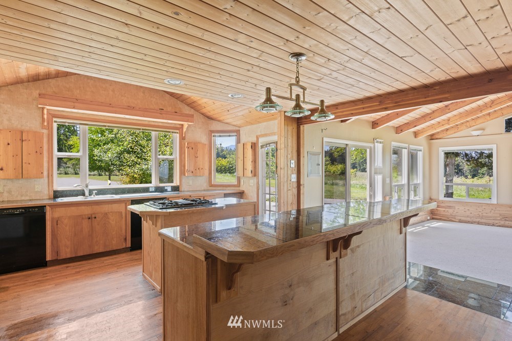 2195 South 7th Avenue Sequim, WA 98382 - Photo 8 of 39 Gallery Image 8
