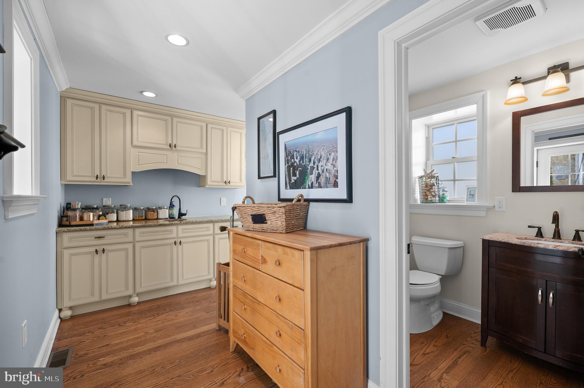 186 Conestoga Road Wayne, PA 19087 - Photo 13 of 33 Butler's Pantry with Storage