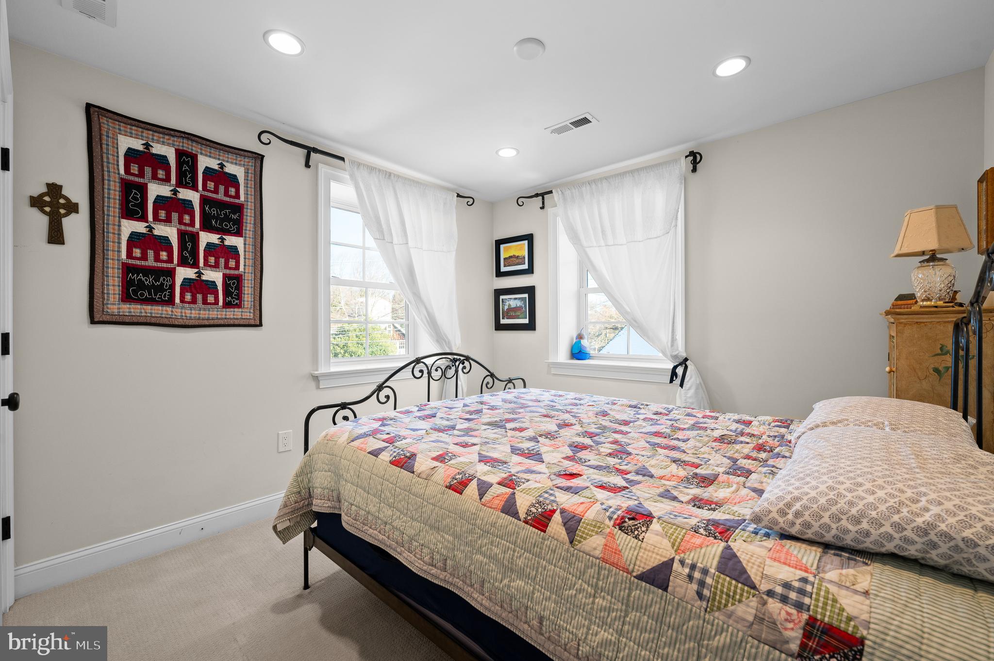 186 Conestoga Road Wayne, PA 19087 - Photo 20 of 33 Secondary Bedroom