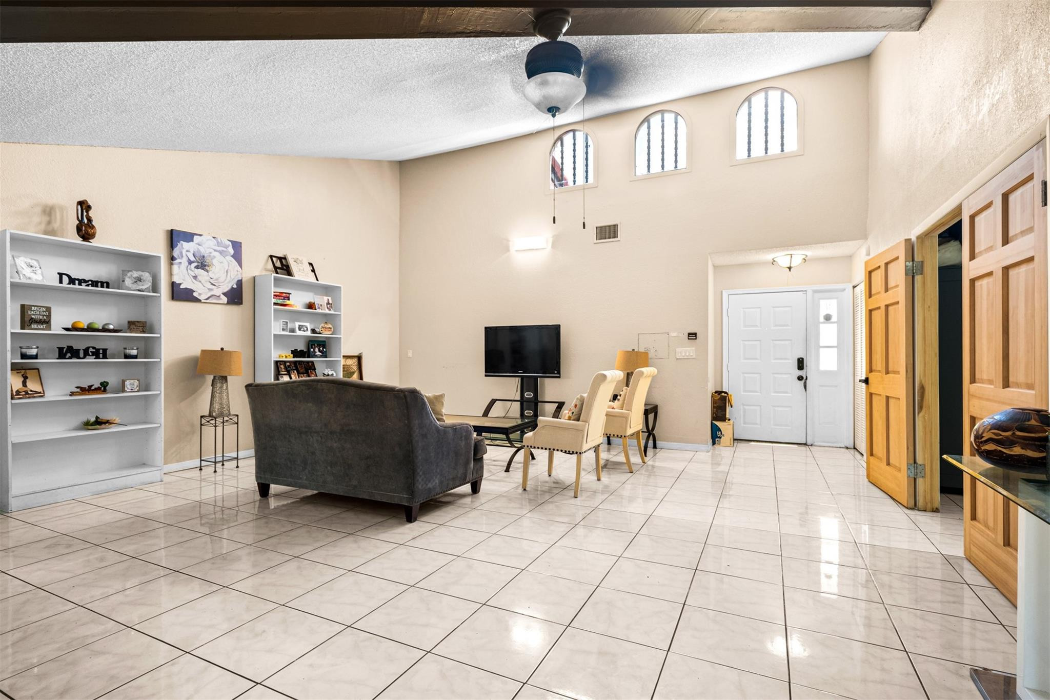 8220 Pine Drive, Unit 43 Fort Lauderdale, FL 33321 - Photo 3 of 19 Photo 3