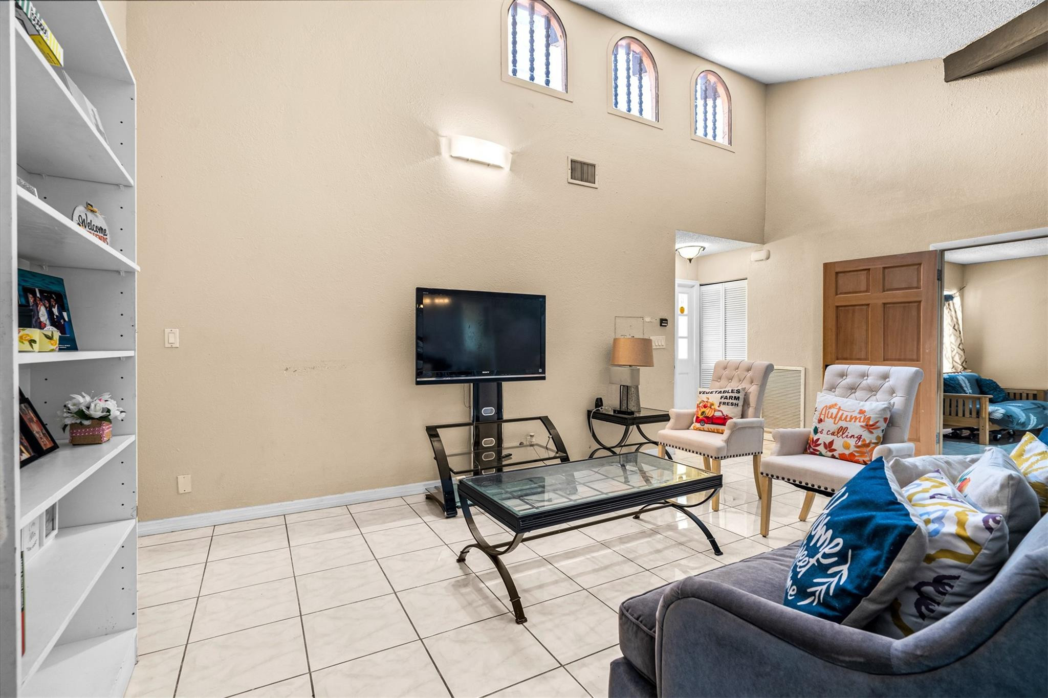 8220 Pine Drive, Unit 43 Fort Lauderdale, FL 33321 - Photo 4 of 19 Photo 4