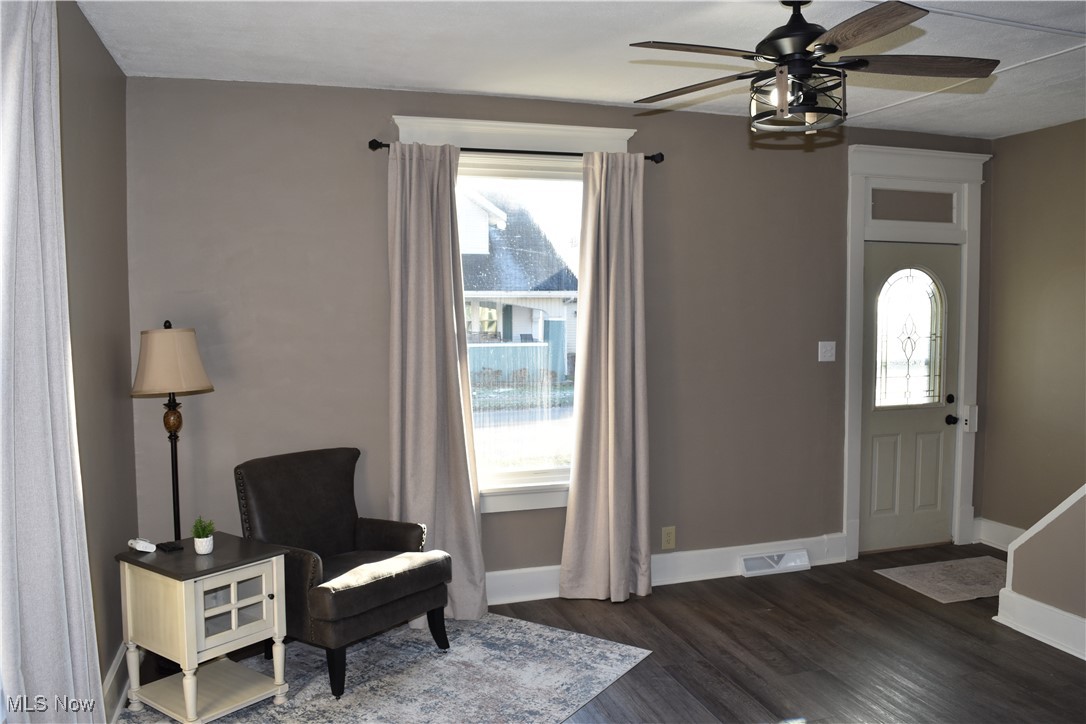 613 East Main Street Barnesville, OH 43713 - Photo 5 of 20