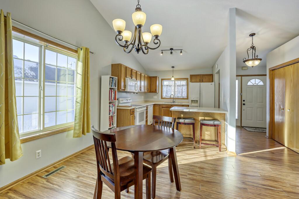 23712 Belle Court Hampton, MN 55031 - Photo 10 of 22