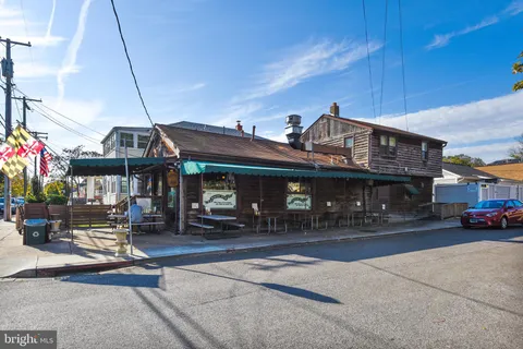 $505,000 | 312 Severn Avenue, Unit E407, Annapolis, MD 21403