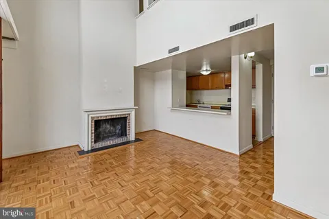 $505,000 | 312 Severn Avenue, Unit E407, Annapolis, MD 21403