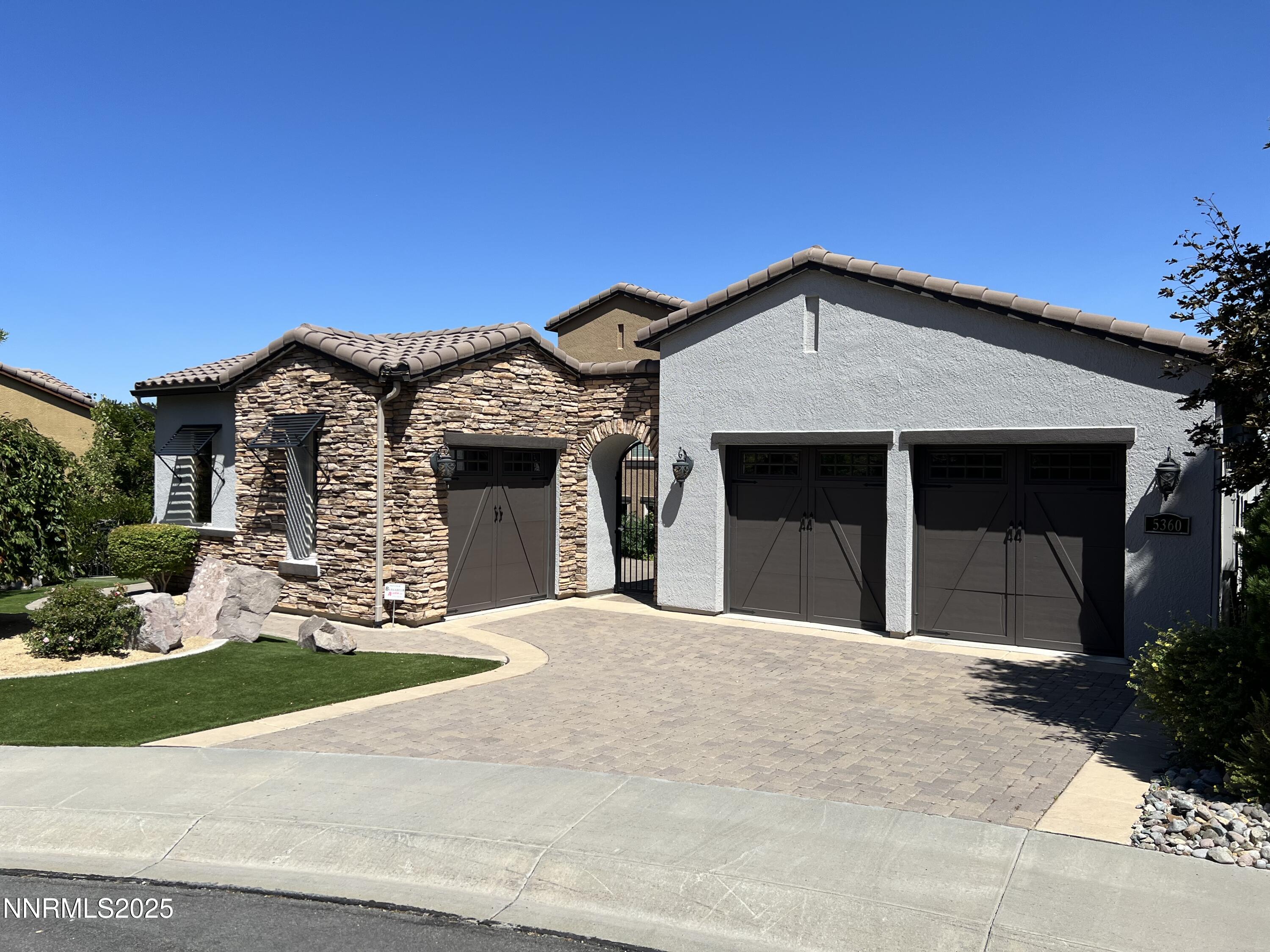 5360 Bellazza Court Reno, NV 89519 - Photo 2 of 50 IMG_1041