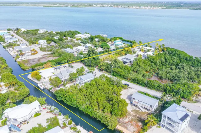$1,000,000 | 630 Barry Avenue, Summerland Key, FL 33042