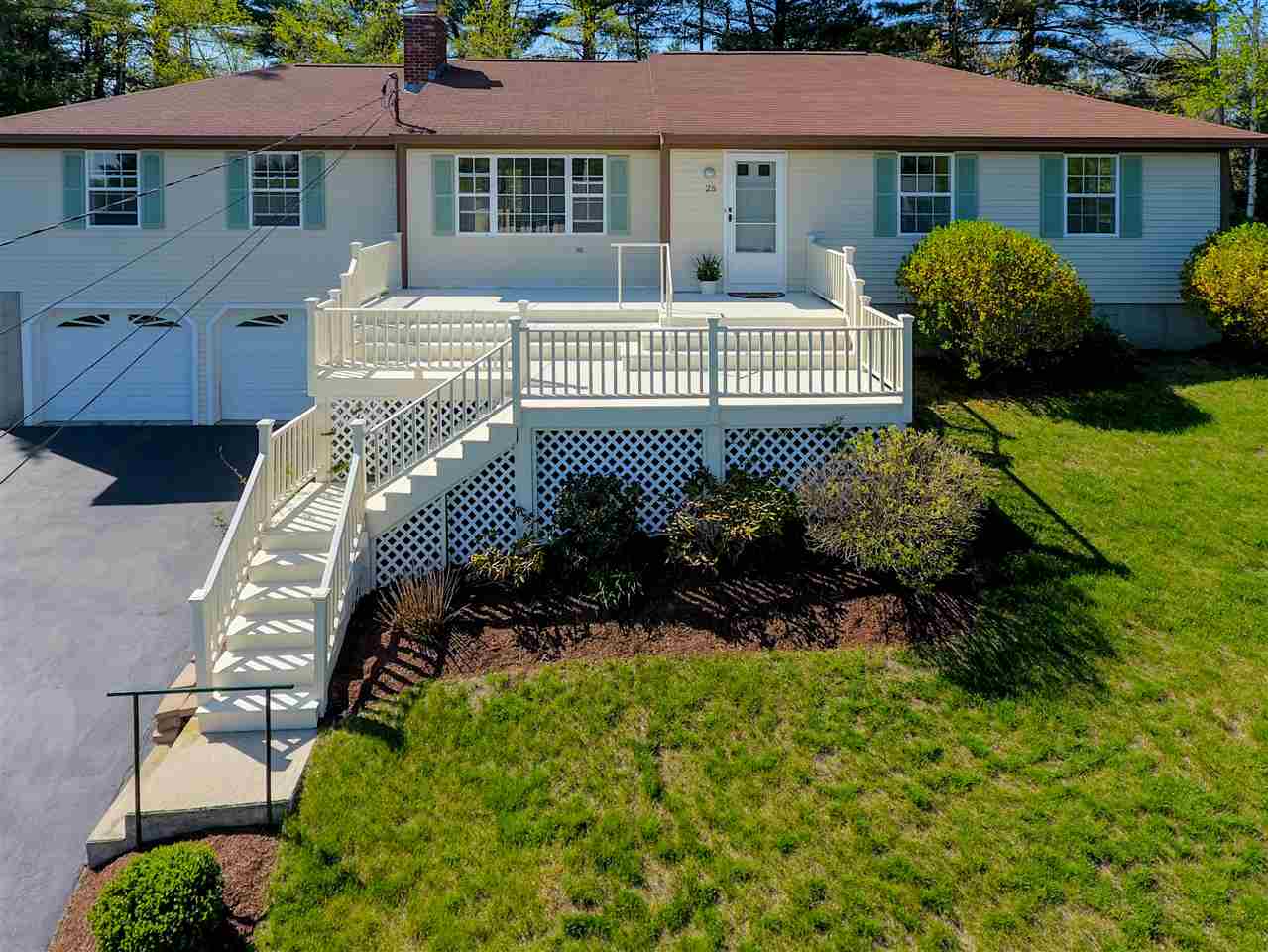 25 Rangers Drive Hudson, NH 03051 - Photo 2 of 40
