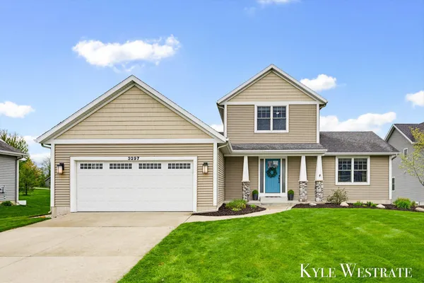 $479,900 | 3297 Dogwood Lane, Zeeland, MI 49464