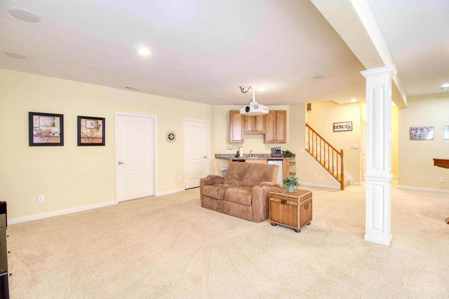 2274 Pointe Place Cincinnati, OH 45244 - Photo 56 of 71