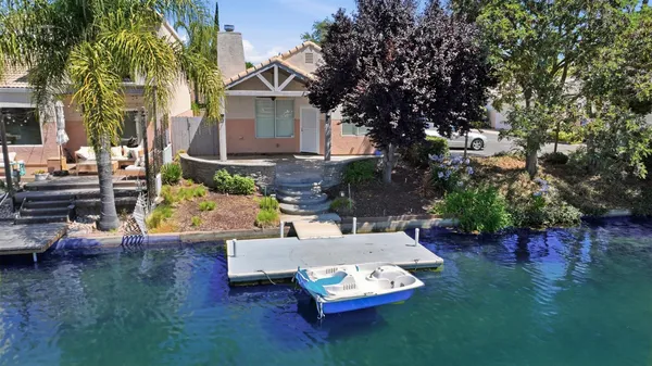 $559,900 | 9189 East Laguna Way, Elk Grove, CA 95758