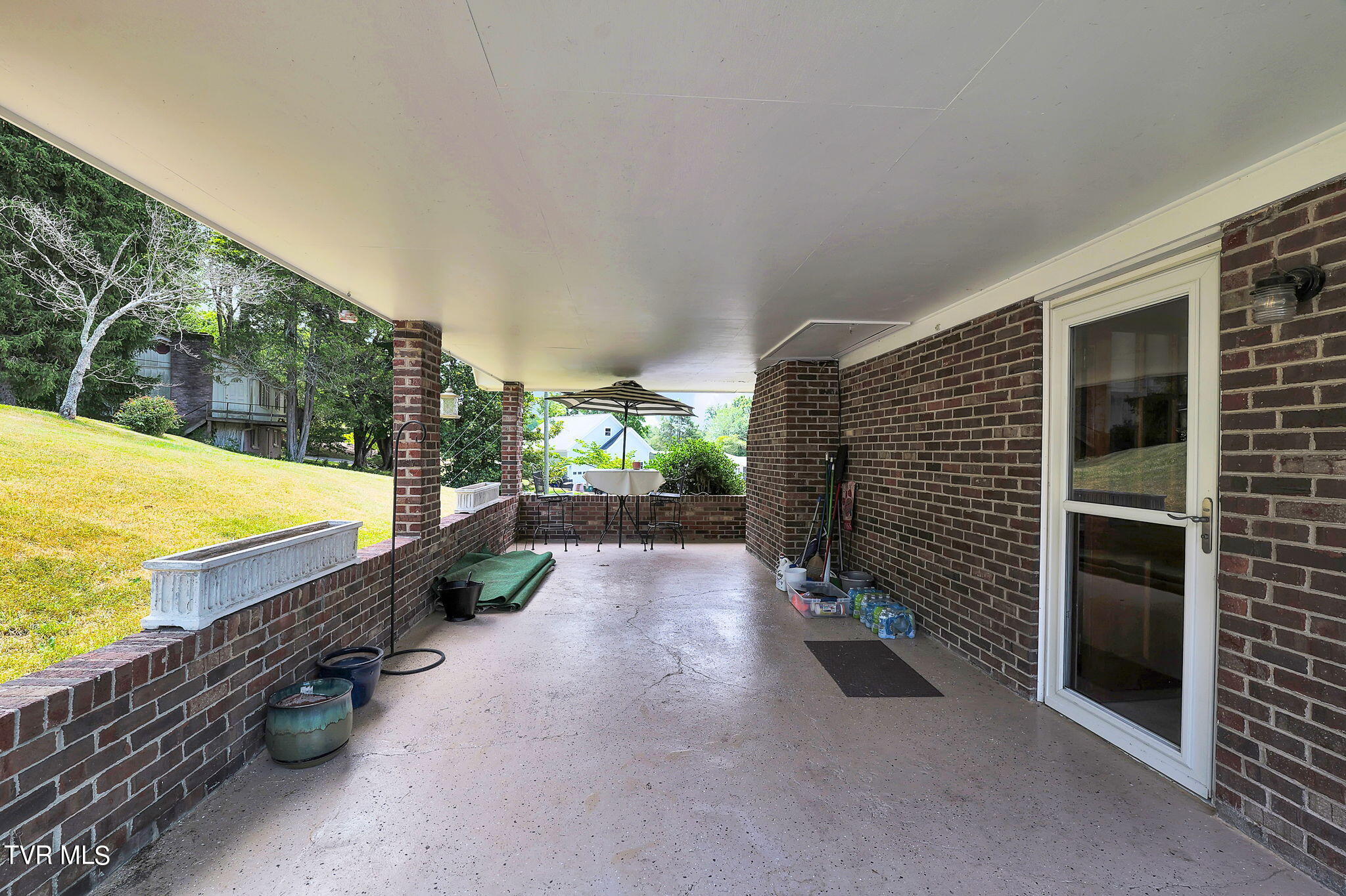424 Seminole Road Bristol, VA 24201 - Photo 6 of 22 3-web-or-mls-424-seminole-rd
