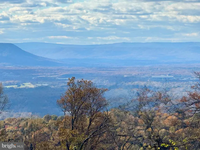 $649,000 | 1 Mosby Drive, Linden, VA 22642