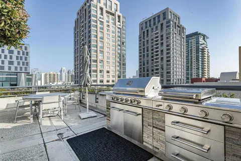 $3,950,000 | 700 Front Street, Unit 501, San Diego, CA 92101