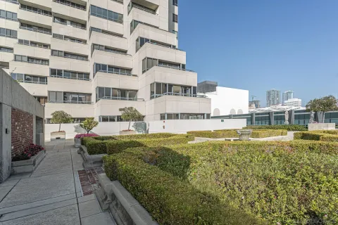 $3,950,000 | 700 Front Street, Unit 501, San Diego, CA 92101