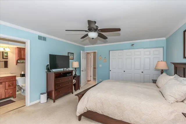 $530,000 | 1109 Carriage Lane, Schaumburg, IL 60193