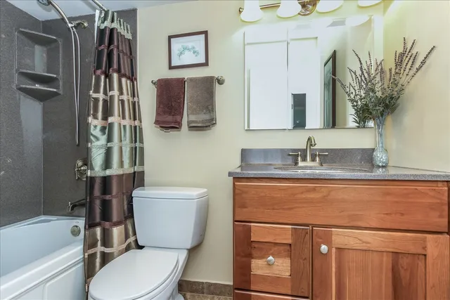 $530,000 | 1109 Carriage Lane, Schaumburg, IL 60193