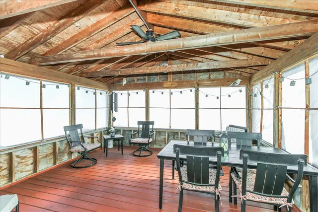 $530,000 | 1109 Carriage Lane, Schaumburg, IL 60193