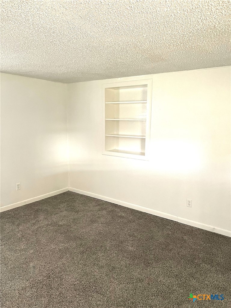 925 Holly Street Copperas Cove, TX 76522 - Photo 4 of 25