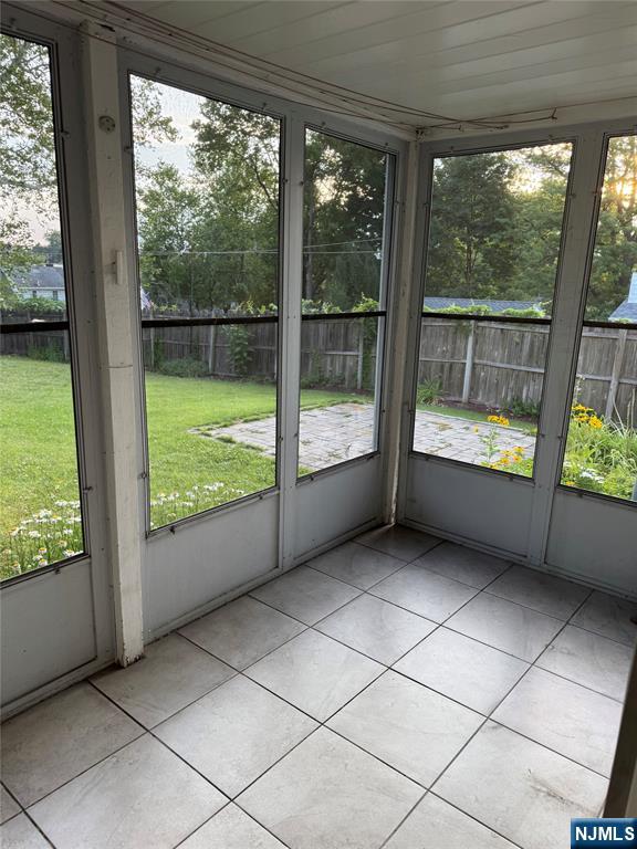 243 Donaldson Avenue Rutherford, NJ 07070 - Photo 11 of 25