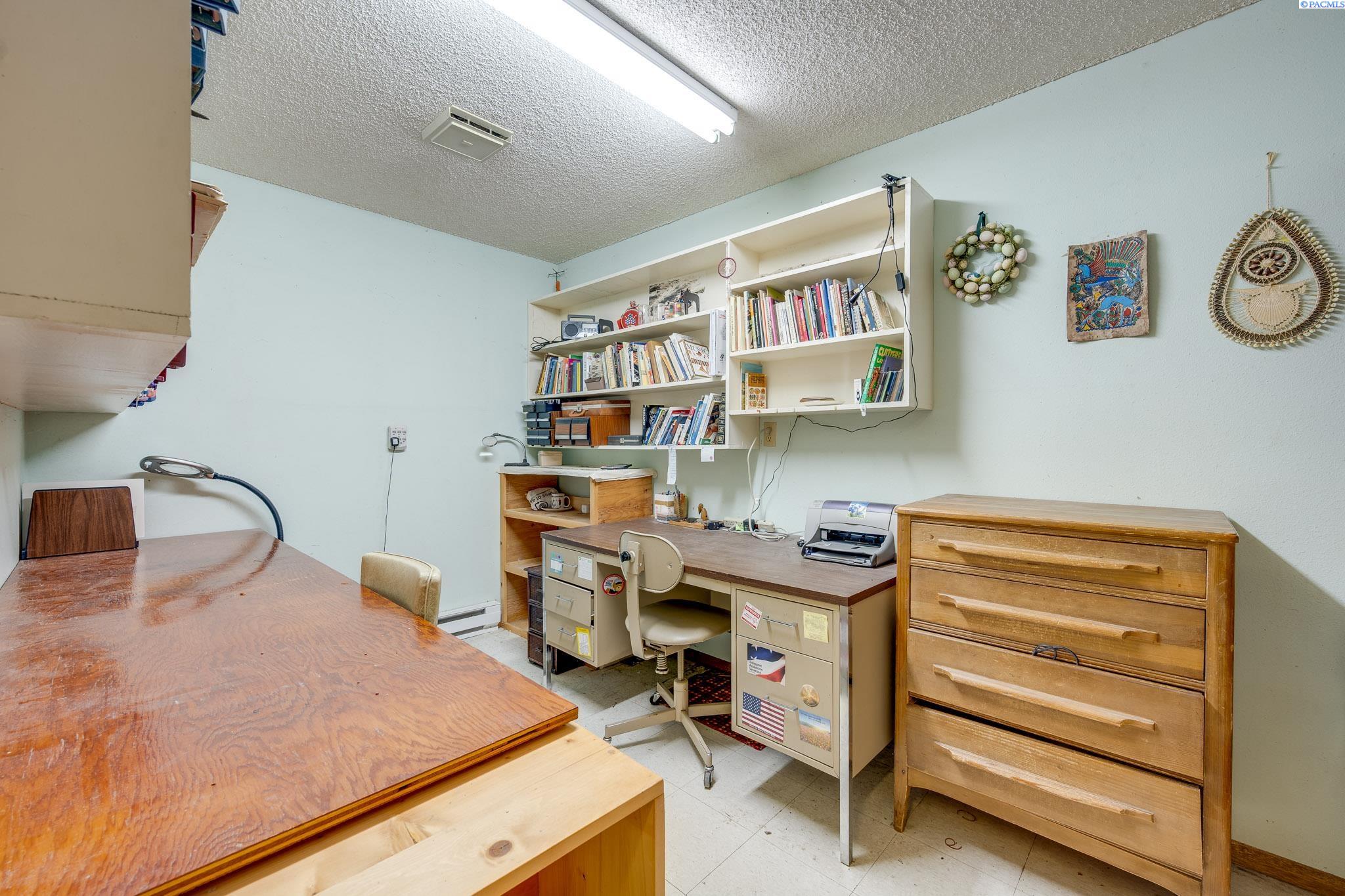 2854 Banner Road Pullman, WA 99163 - Photo 20 of 32 Gallery Image 20