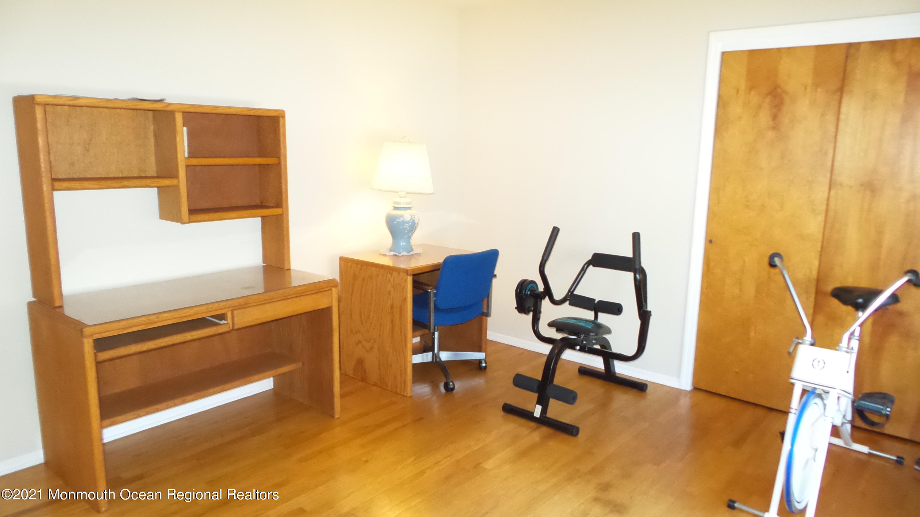 77 Gordons Corner Road Marlboro, NJ 07746 - Photo 27 of 49 20210329_144901